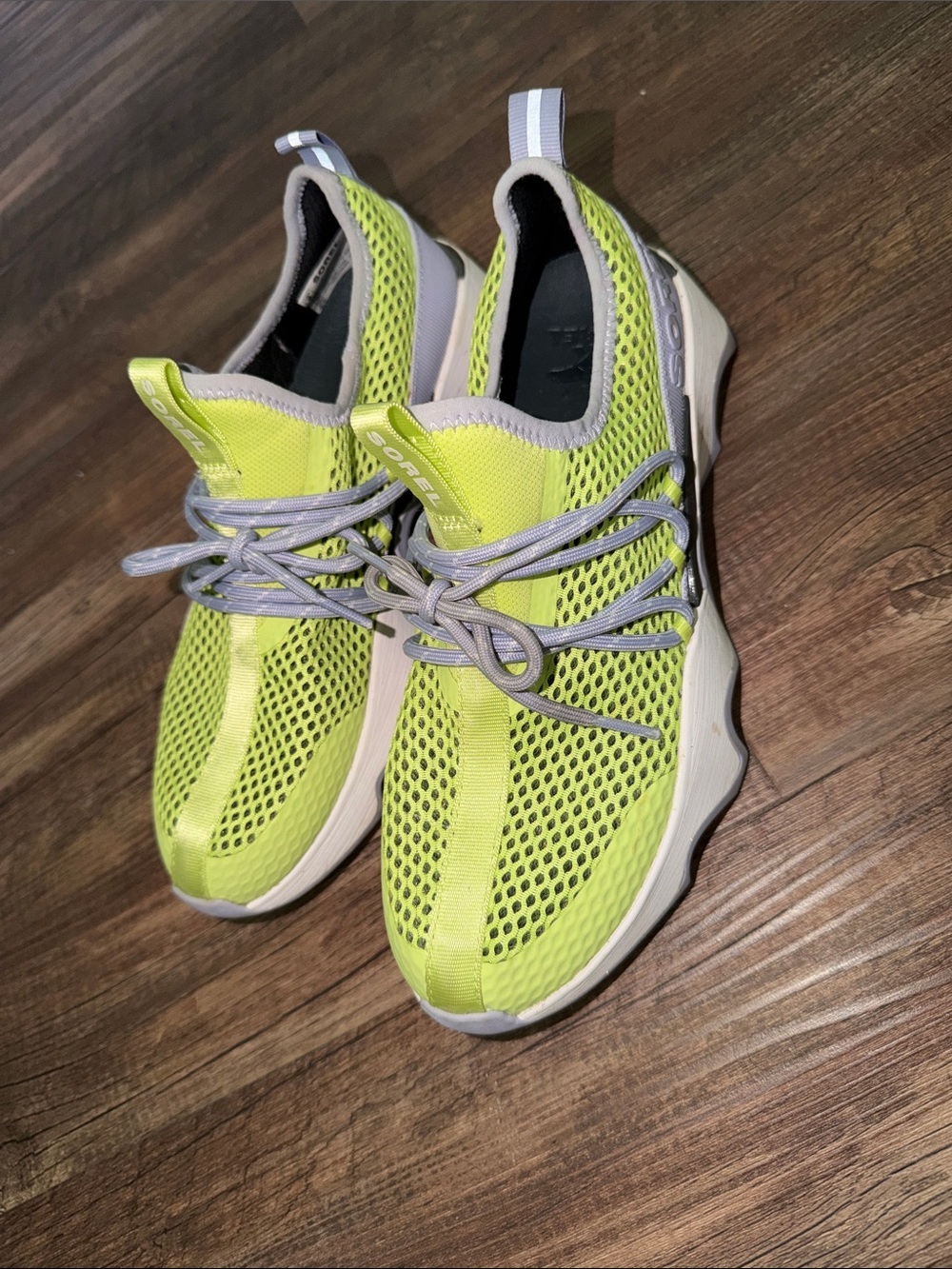 Sorel Kinetic Impact II Lace Sneakers Lime Green size 8